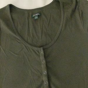 Long sleeved olive top